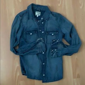 TNA Jean shirt in excellent condition